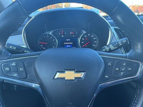 Used 2019 Chevrolet Equinox LT image 25