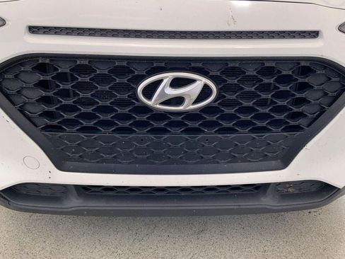 Used 2019 Hyundai Kona SE FWD image 27