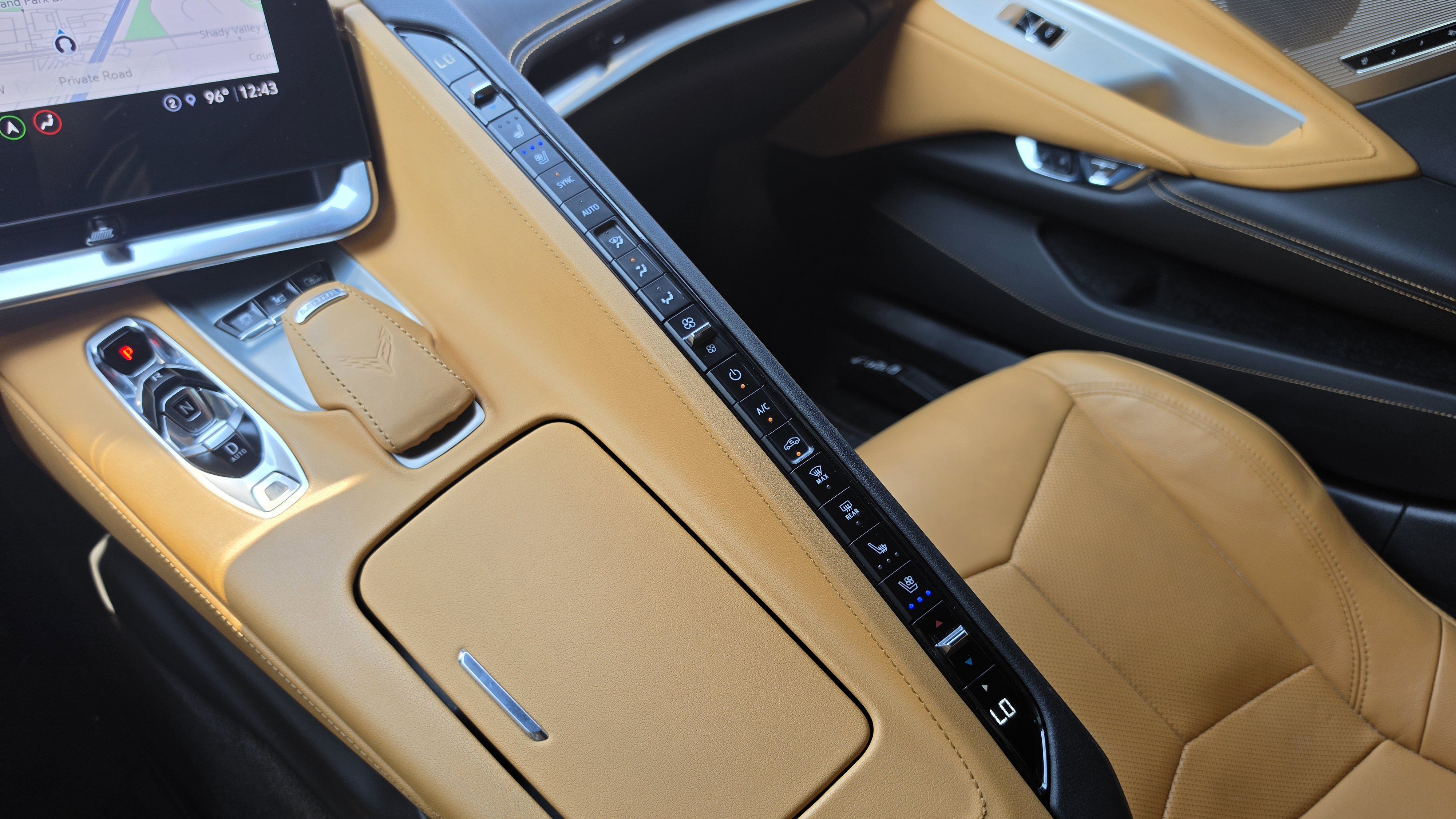 Used 2023 Chevrolet Corvette Stingray Preferred Cpe w/ Z51 Performance Package RWD image 32