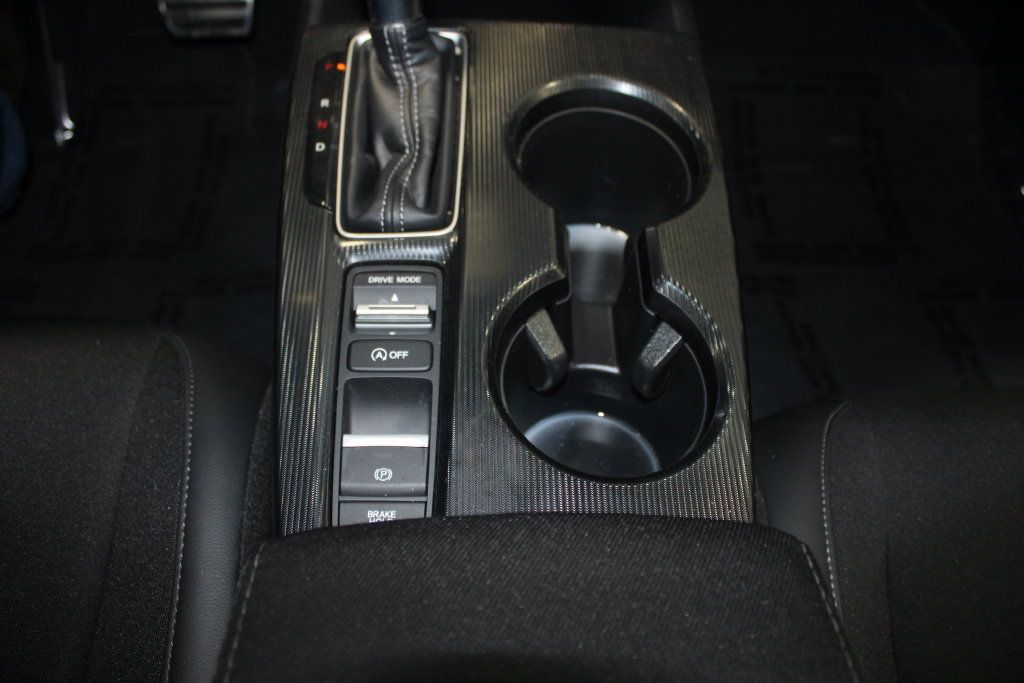 Used 2023 Honda Civic Sport image 18