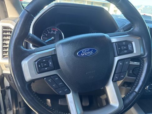Used 2021 Ford F250 Lariat image 8