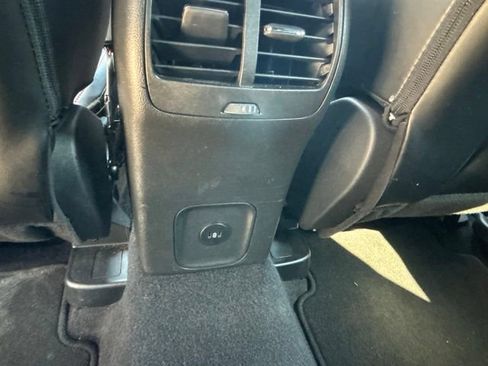Used 2025 Ford Escape ST-Line Select AWD/4WD image 22