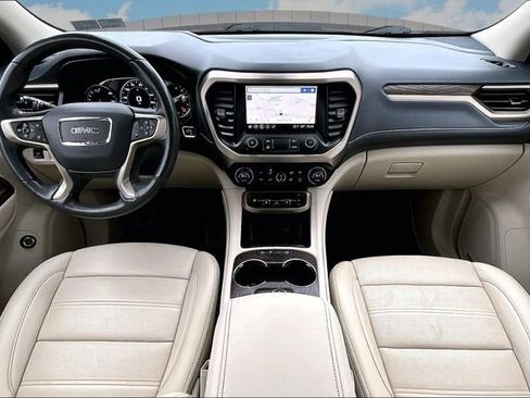 Used 2022 GMC Acadia Denali image 15