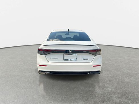 Used 2024 Honda Accord Sport image 7