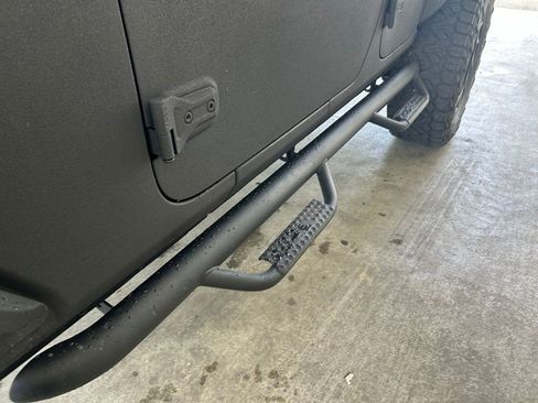 Used 2021 Jeep Wrangler Unlimited Rubicon AWD/4WD image 19