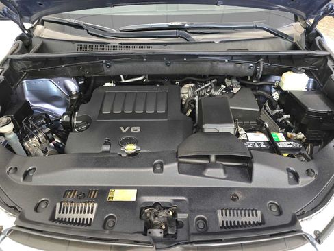 Used 2015 Toyota Highlander Limited Platinum AWD/4WD image 9