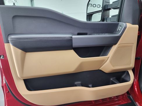 Used 2024 Ford F250 XLT image 37