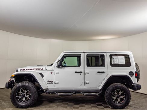 Used 2018 Jeep Wrangler Unlimited Rubicon w/ Cold Weather Group AWD/4WD image 19