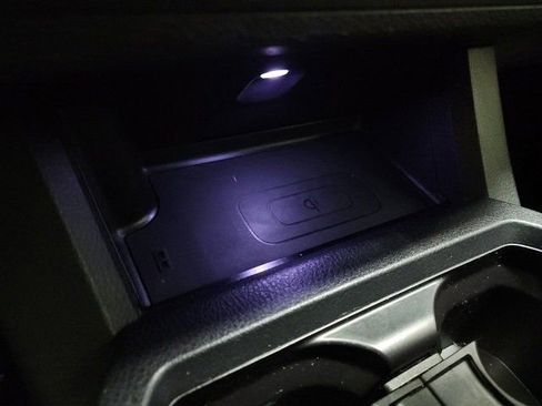 Used 2017 Toyota Tacoma TRD Sport image 37