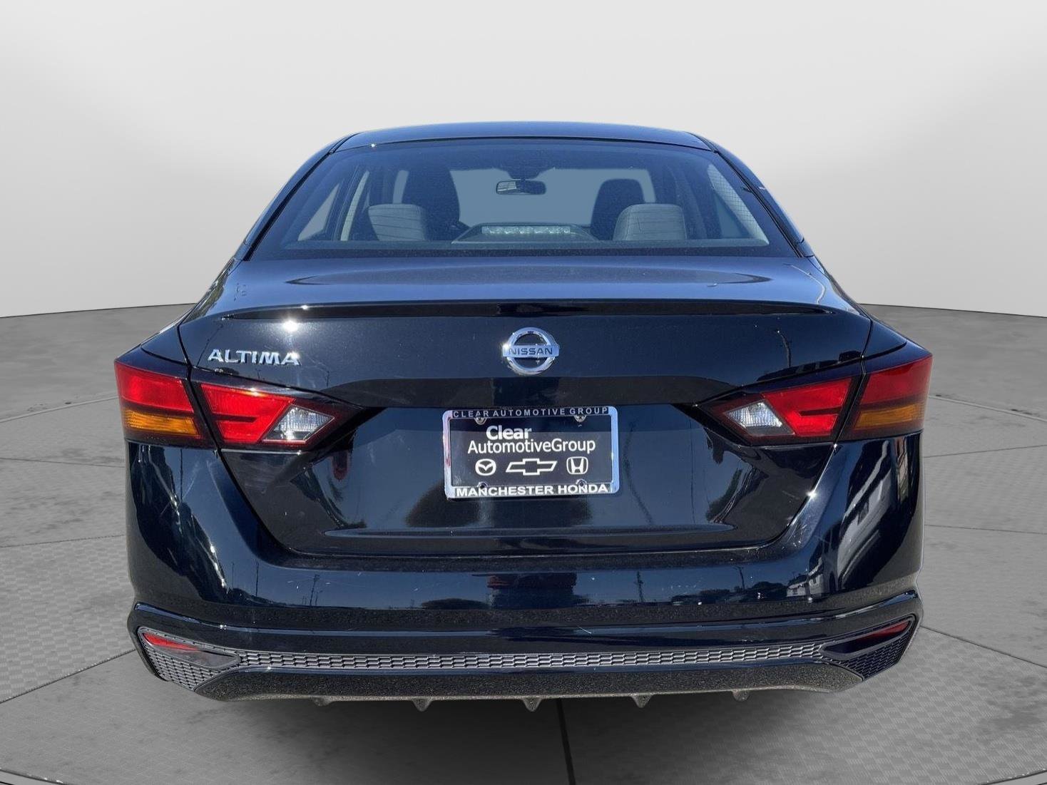 Used 2022 Nissan Altima 2.5 S FWD image 18