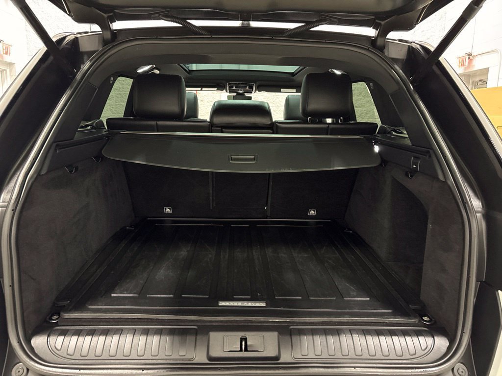 Used 2017 Land Rover Range Rover Sport SE AWD/4WD image 33