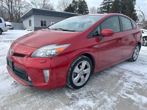 Used 2013 Toyota Prius Five image 4