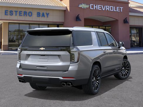 New 2026 Chevrolet Suburban High Country AWD/4WD image 28