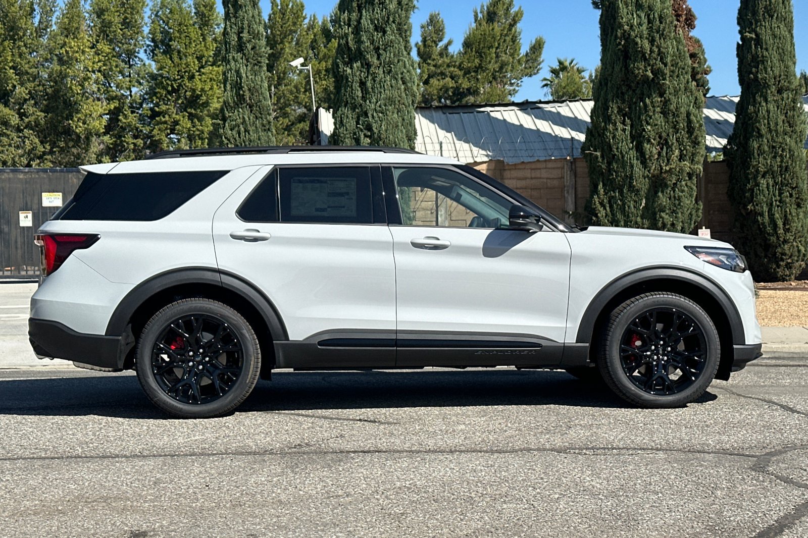 New 2027 Ford Explorer ST w/ ST Sinister Package RWD image 3