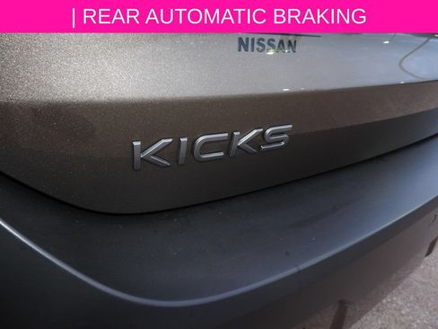Certified 2025 Nissan Kicks SR FWD image 18