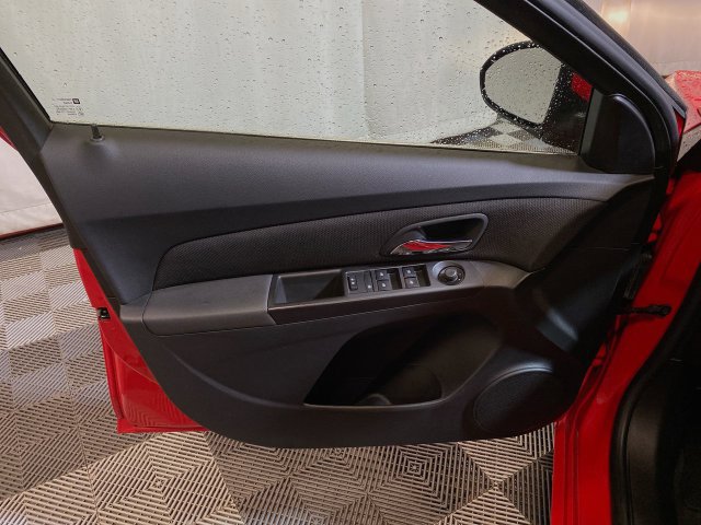 Used 2016 Chevrolet Cruze LT FWD image 25