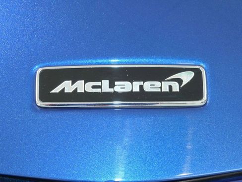 Used 2023 McLaren Artura RWD image 32