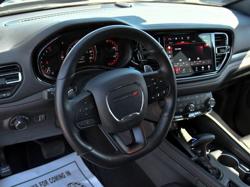 Used 2025 Dodge Durango GT AWD/4WD image 16