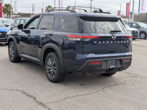 New 2025 Nissan Pathfinder SV w/ SV Premium Package image 5