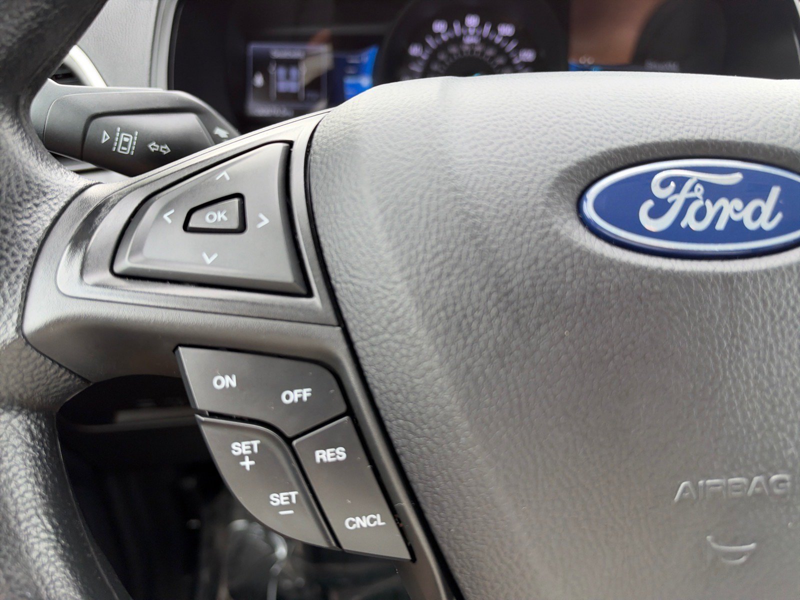 Certified 2024 Ford Edge SE w/ Black Appearance Package AWD/4WD image 23