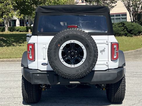 New 2025 Ford Bronco Outer Banks w/ Sasquatch Package image 26