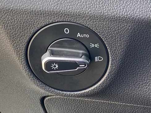 Certified 2023 Volkswagen Jetta Sport image 14