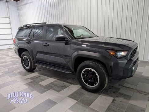 Used 2025 Toyota 4Runner TRD Off-Road image 5