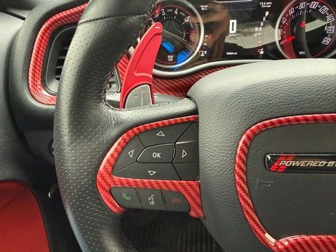 Used 2016 Dodge Challenger R/T Scat Pack w/ Leather Interior Group RWD image 16