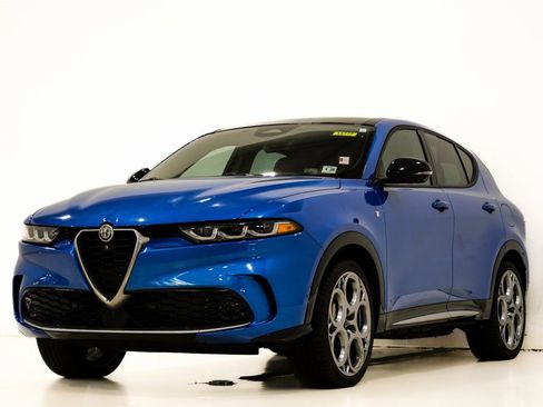 Used 2024 Alfa Romeo Tonale Ti image 3