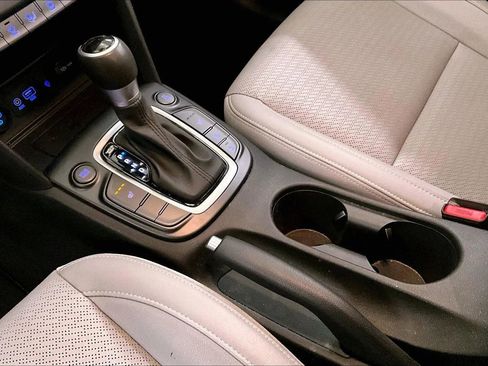 Used 2019 Hyundai Kona Ultimate image 16