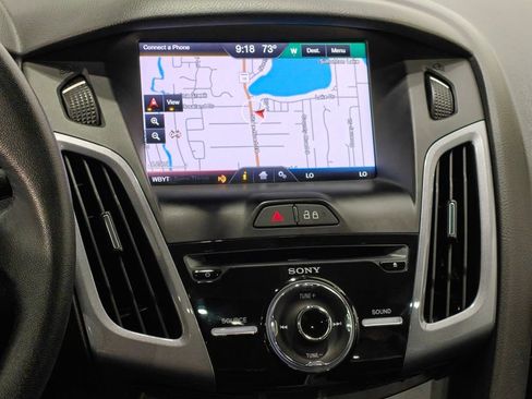 Used 2014 Ford Focus Titanium FWD image 7