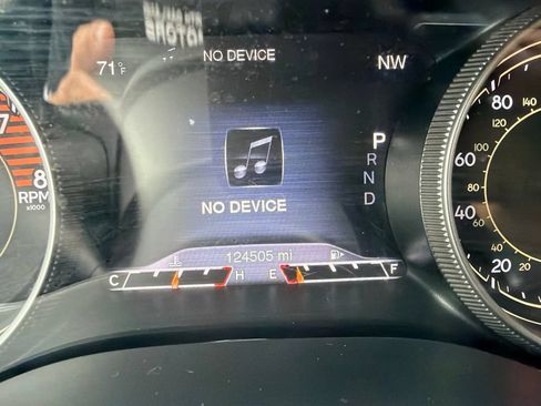 Used 2016 Jeep Cherokee Trailhawk w/ Leather Interior Group AWD/4WD image 11
