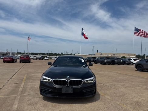 Used 2019 BMW 530i w/ Premium Package RWD image 5