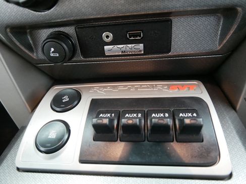 Used 2011 Ford F150 Raptor w/ Graphics Pkg image 29