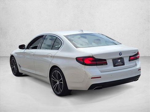 Used 2023 BMW 540i w/ Premium Package RWD image 8