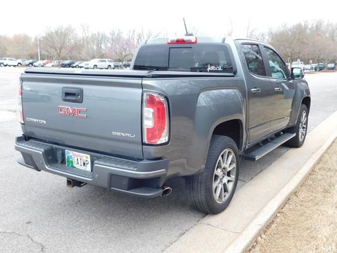 Used 2019 GMC Canyon Denali image 4