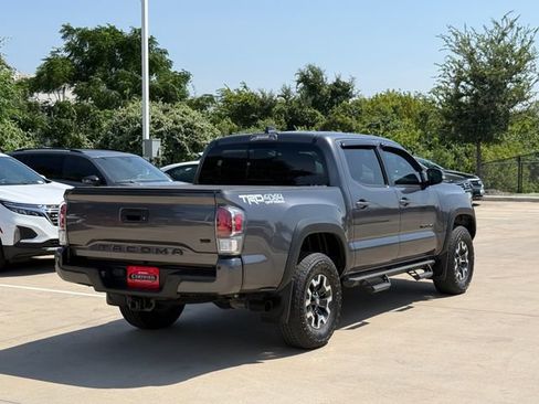 Used 2023 Toyota Tacoma TRD Off-Road w/ Technology Package AWD/4WD image 7