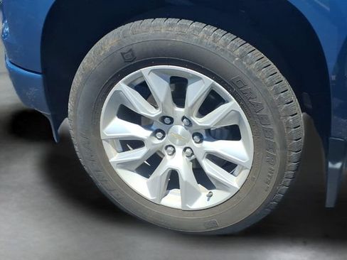 Used 2024 Chevrolet Silverado 1500 Custom AWD/4WD image 18