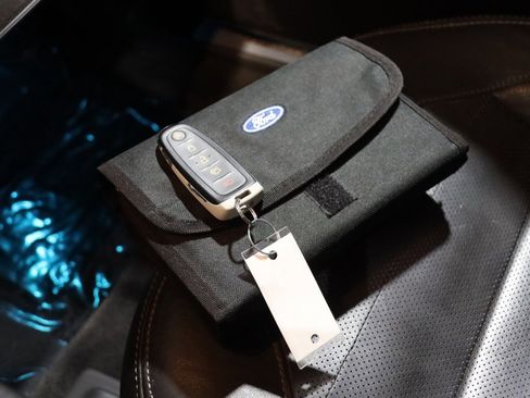 Used 2013 Ford Taurus SHO image 67