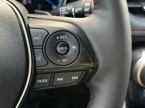 Certified 2021 Toyota RAV4 XSE w/ Premium Package AWD/4WD image 18