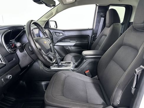 Used 2022 Chevrolet Colorado LT w/ Fleet Safety Package RWD image 20