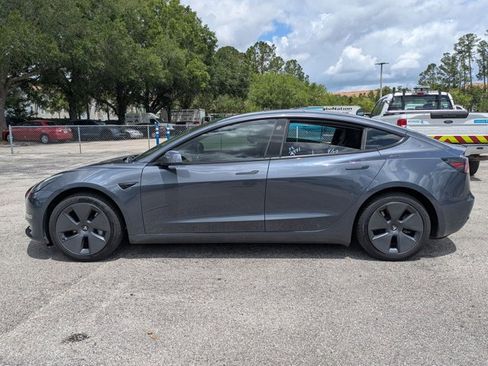 Used 2022 Tesla Model 3 Long Range AWD/4WD image 8