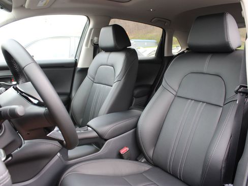 New 2026 Honda HR-V EX-L image 17