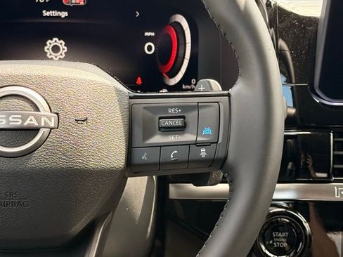 New 2026 Nissan Pathfinder Platinum AWD/4WD image 27