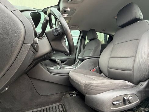 Used 2018 Chevrolet Malibu LT FWD image 6