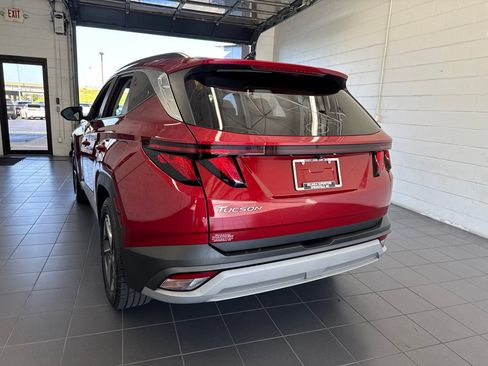 Used 2025 Hyundai Tucson SEL FWD image 6