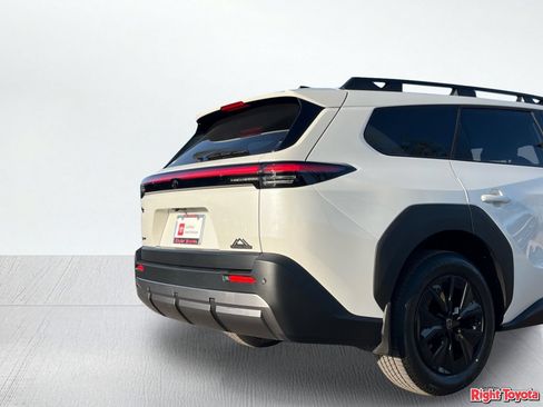 Certified 2026 Toyota bZ Woodland AWD/4WD image 12