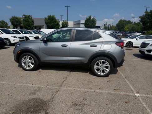 Used 2023 Buick Encore GX Preferred w/ Cold Weather Comfort Package FWD image 8
