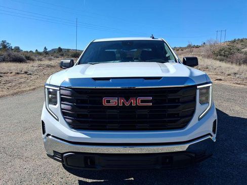 New 2026 GMC Sierra 1500 Pro w/ Pro Value Package image 9