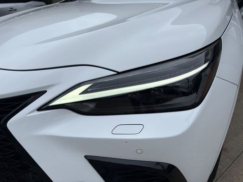 Used 2025 Lexus NX 350 F Sport AWD/4WD image 6